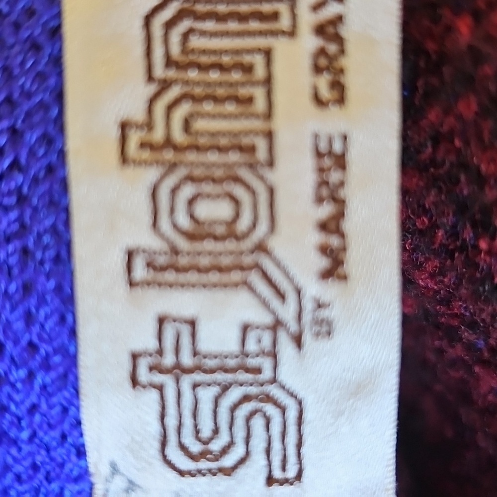St. John Purple, Blue & Red Cardigan Sweater. Vintage. Oversized 8. 2 Pockets - Picture 8 of 10